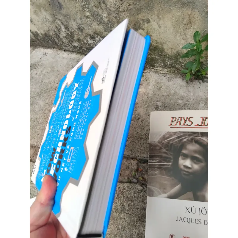 How technology works ( Hiểu biết về công nghệ )  1002359