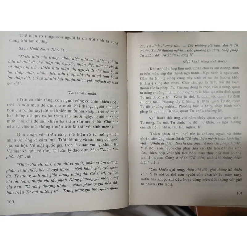 CHU DỊCH VŨ TRỤ QUAN - Lê Văn Quán 596935