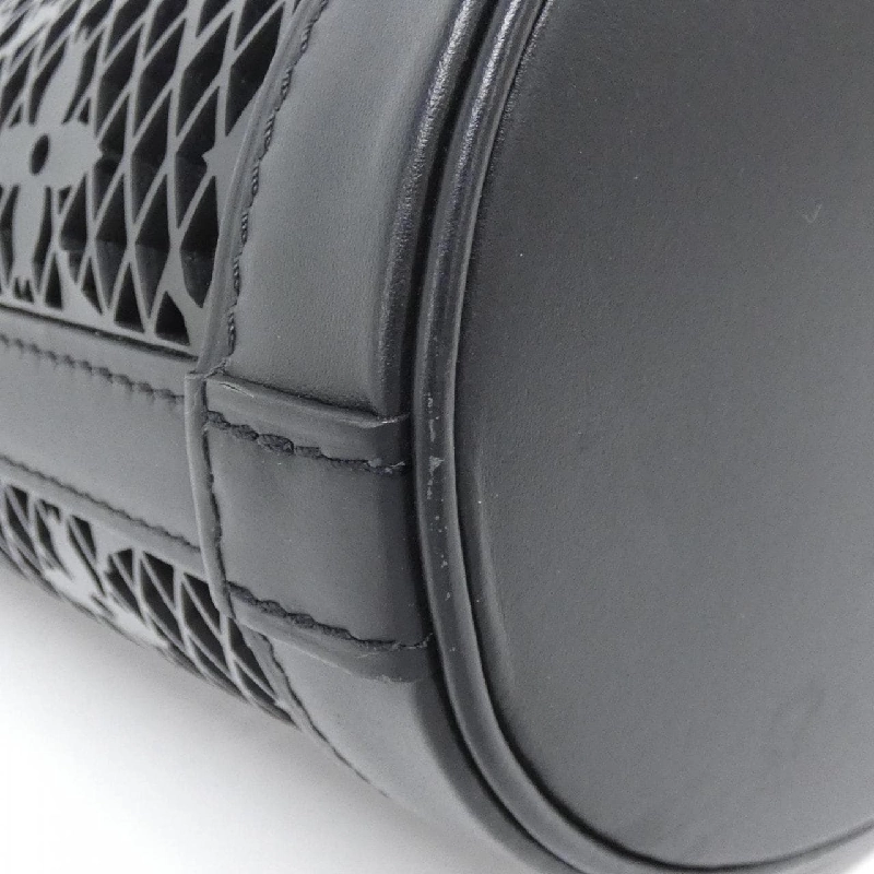 Túi xách vai Louis Vuitton Monogram Race Bucket PM M20352 610781