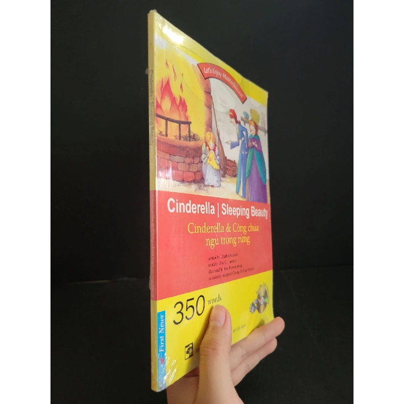 Cinderella Sleeping Beauty - Cinderella và công chúa ngủ trong rừng (kèm CD) mới 95% bẩn nhẹ, còn seal HCM3004 HỌC NGOẠI NGỮ 918799