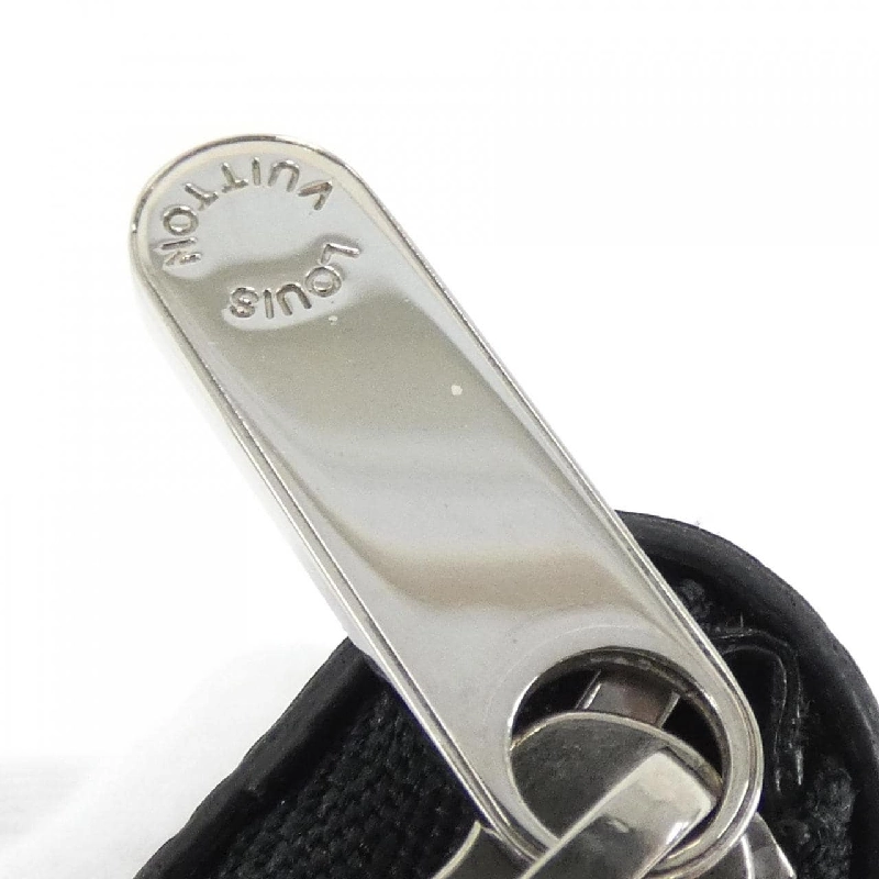 Ví tiền xu Louis Vuitton Damier Graphite Zippy N63076 621711