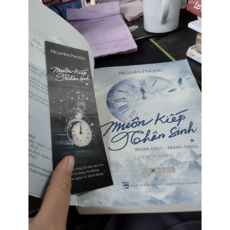 Muôn kiếp nhân sinh của tác giả Nguyên Phong. 



 695755
