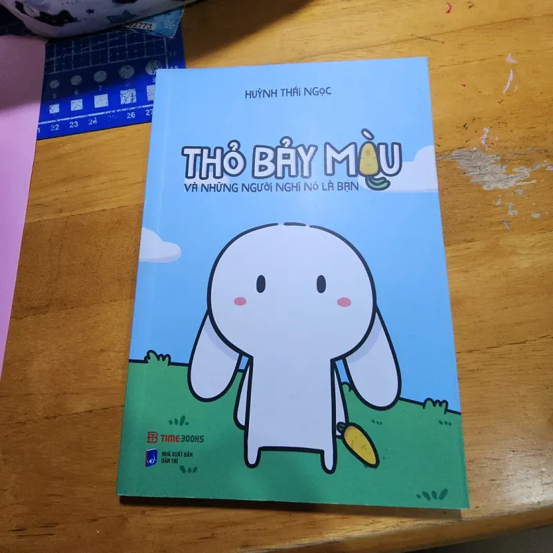 Thỏ 7 màu và những người nghĩ nó là bạn 926206