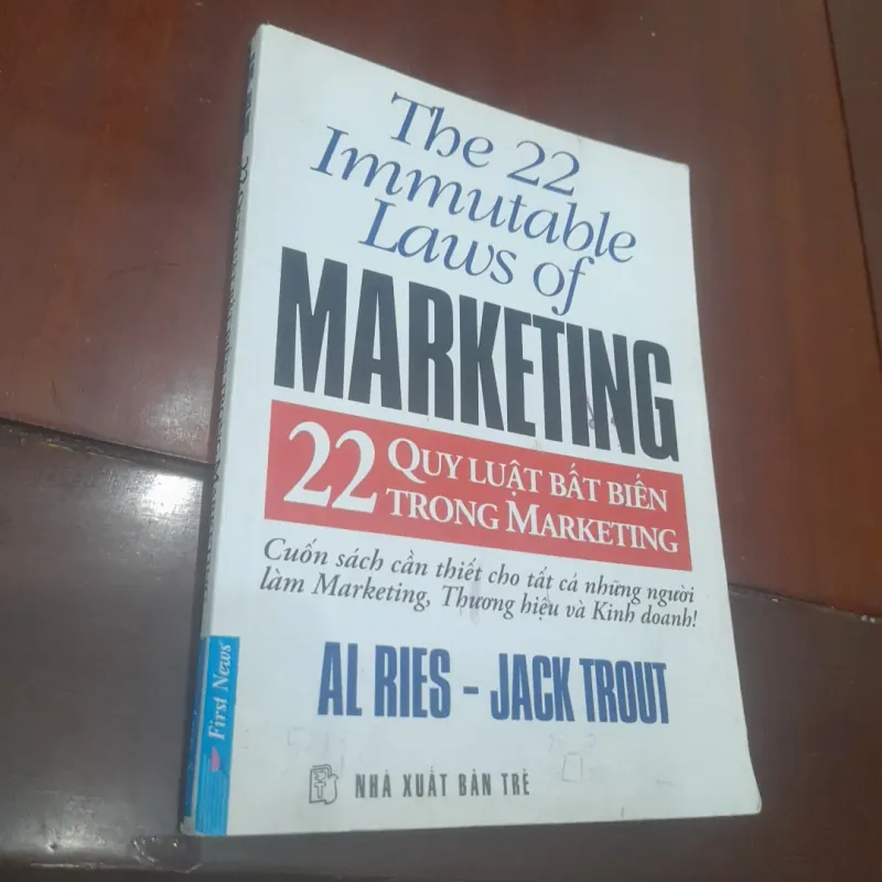 Al Ries, Jack Trout - 22 QUY LUẬT BẤT BIẾN TRONG MARKETING 1032175
