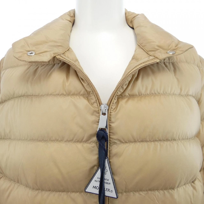 【Sản phẩm mới】Áo khoác lông vũ MONCLER 635709