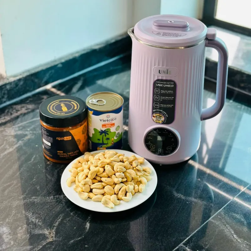 ✨ Máy làm sữa hạt UNIE UMB10 – Thiết kế gọn, màu sắc nhẹ nhàng, nấu chỉ 1 chạm 783599