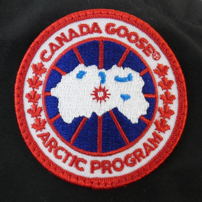 Áo khoác lông vũ MACKENZIE của CANADA GOOSE 2302JL - Hàng hiệu Chính hãng 808362