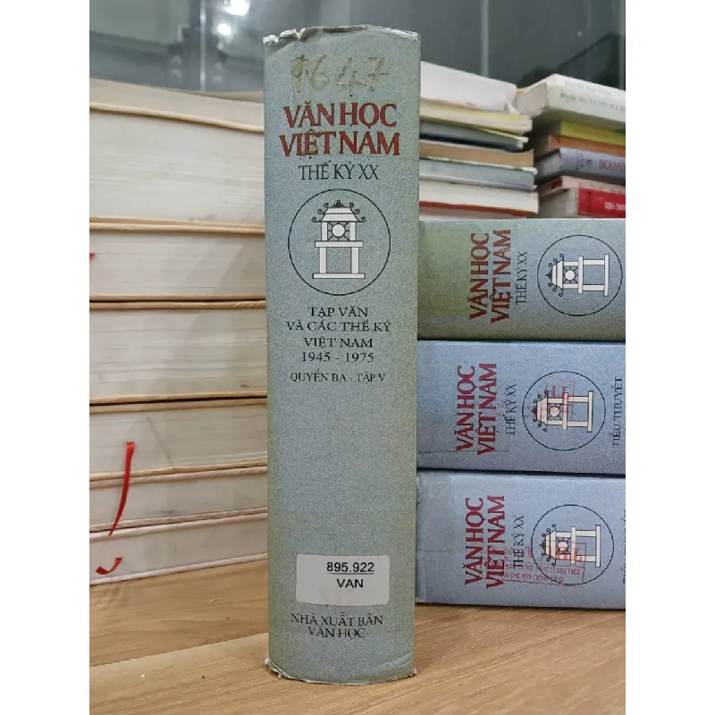 Văn học Việt Nam thế kỷ XX - Tiểu thuyết 1975-2000 - Quyển một - Tập V 592374