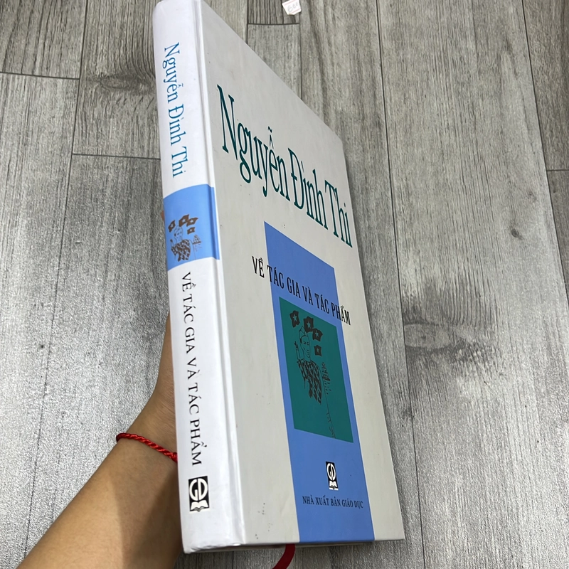 Nguyễn đình thi về tác gia và tác phẩm. 9b4 545026