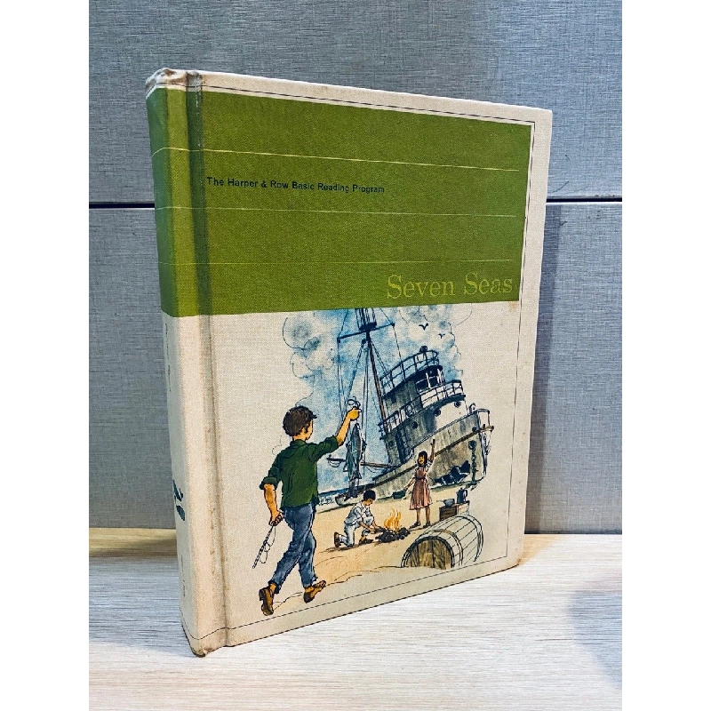 Seven Seas (The Harper & Row Basic Reading Program) 536295