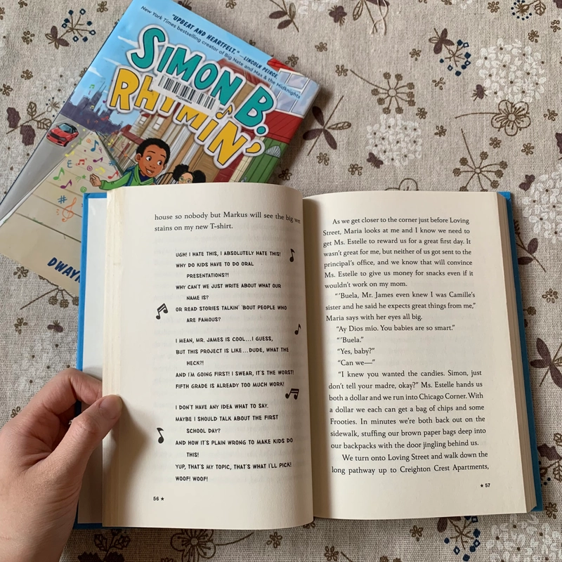 Sách ngoại văn Simon B. Rhymin, Used, Bìa cứng, Chapter Book For Kids 444144