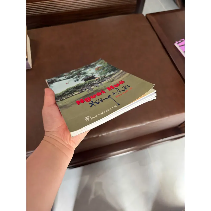 NGƯỜI HUẾ ĐƯƠNG THỜI (NHỚ HUẾ 38)- K5 1031240