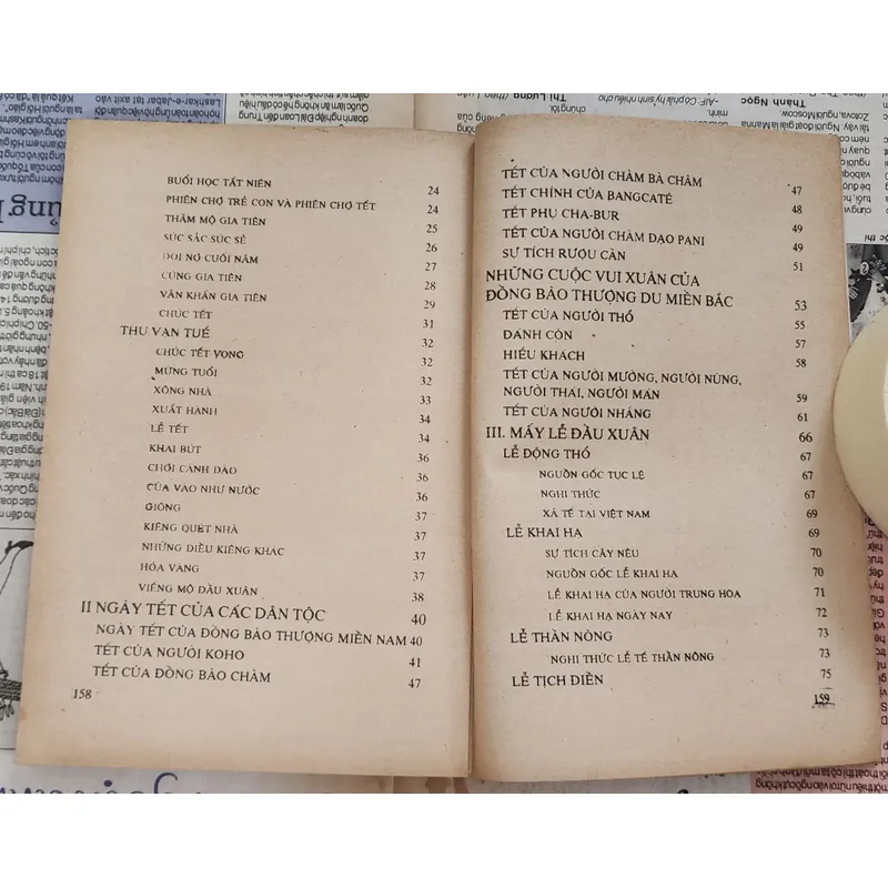 Toan Ánh - Tìm hiểu phong tục nếp cũ - Tết lễ - hội hè (164 trang) 726768