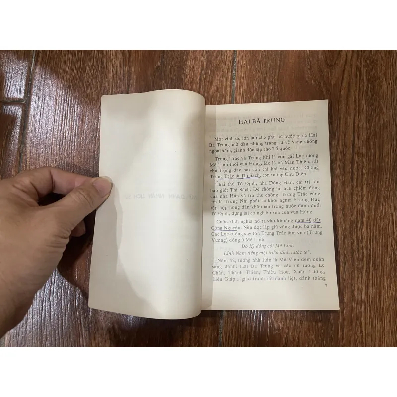 Những người phụ nữ nổi tiếng - Nguyệt Tú 745443