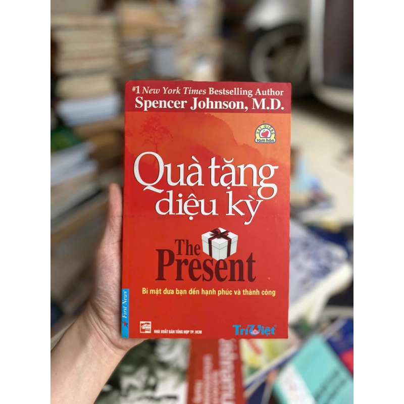 Quà Tặng Diệu Kỳ - The Present 471838