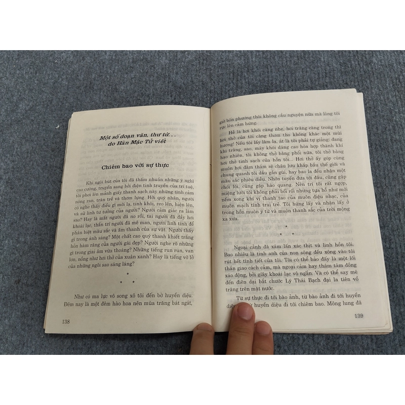 HÀN MẶC TỬ THƠ VÀ ĐỜI 533399