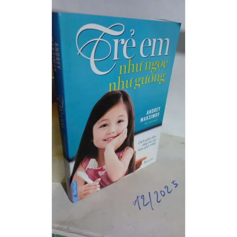 trẻ em như ngọc như gương 733862