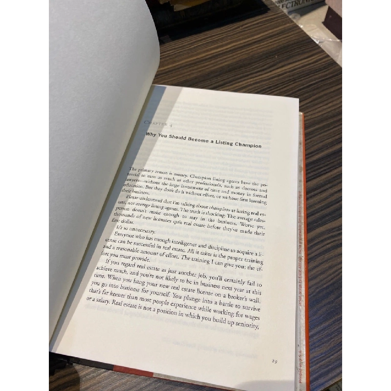 MASTERING THE ART OF SELLING REAL ESTATE (Fully Revised and Updated) - Tom Hopkins 143538