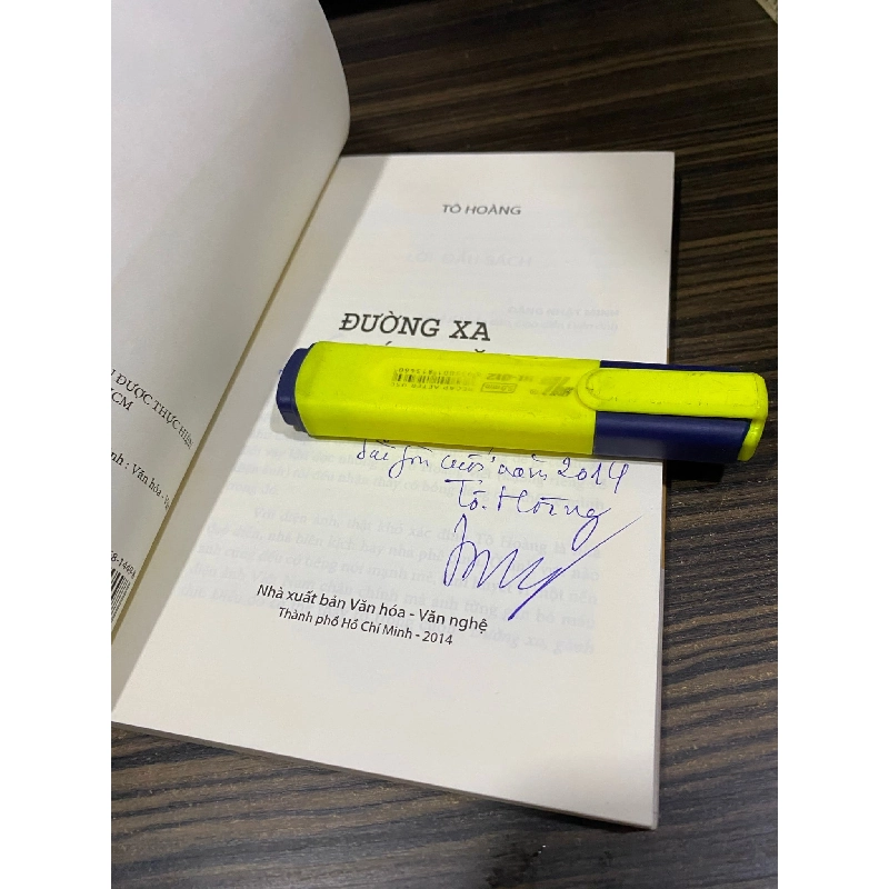 Đường Xa Gánh Nặng: tập tiểu luận phê bình điện ảnh - Tô Hoàng 333469