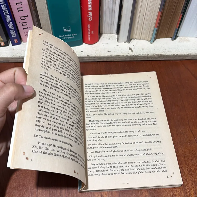 II Marketing: Marketing Căn Bản - Nguyễn Thị Như Liêm - 1997 755359