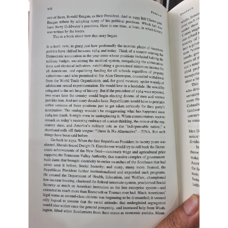 BEFORE THE STORM : BARRY GOLDWATER AND THE UNMAKING OF THE AMERICAN CONSENSUS - RICK PERLSTEIN 120874