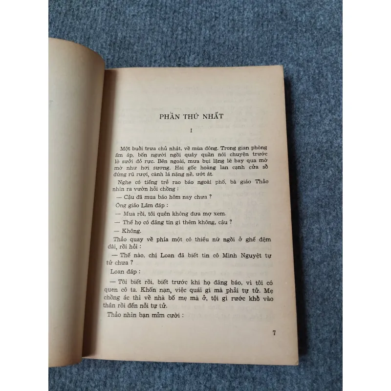 VĂN XUÔI LÃNG MẠN VIỆT NAM (1930 - 1945) TẬP BA 729245