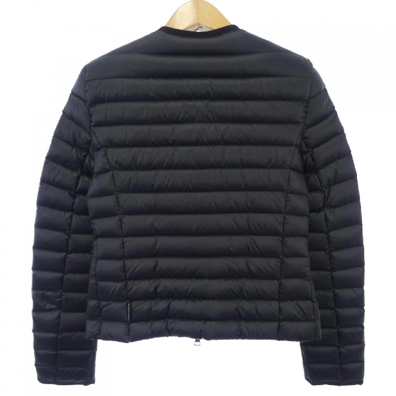 Áo khoác lông vũ MONCLER 643077