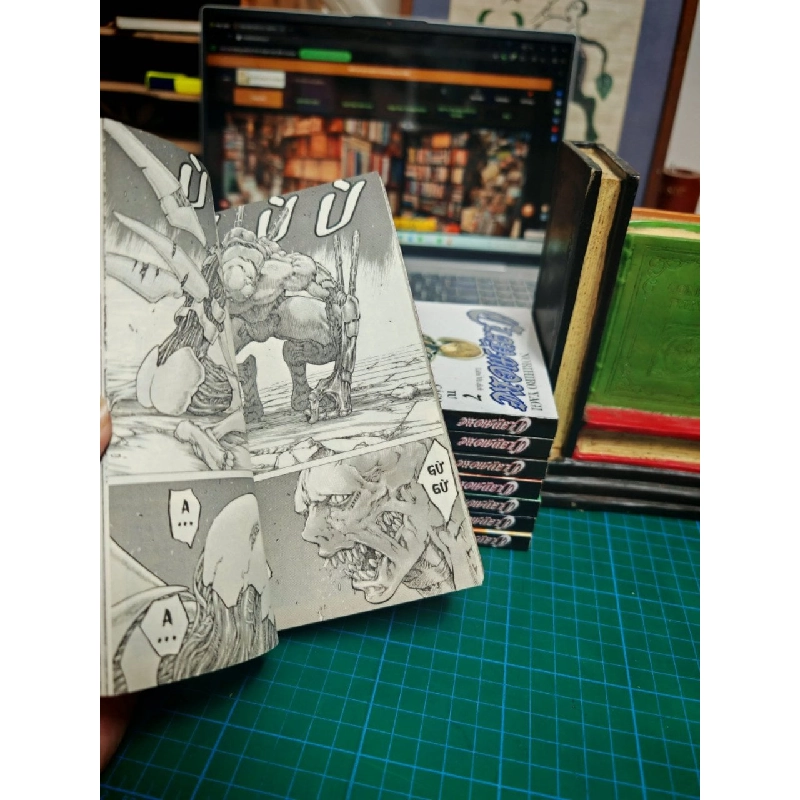 Truyện tranh CLAYMORE - Norihiro Yagi 695025