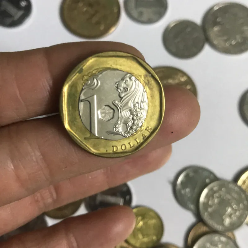 Bộ sưu tập đồng xu cũ 977288