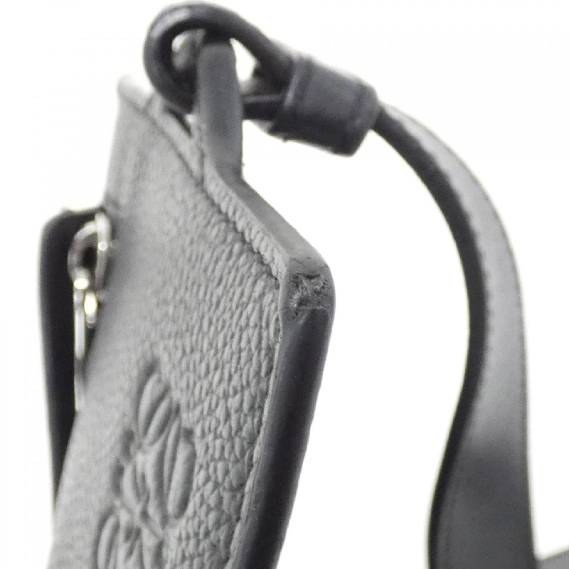 Túi Loewe Vertical Tee Pocket C660P02X01 616528