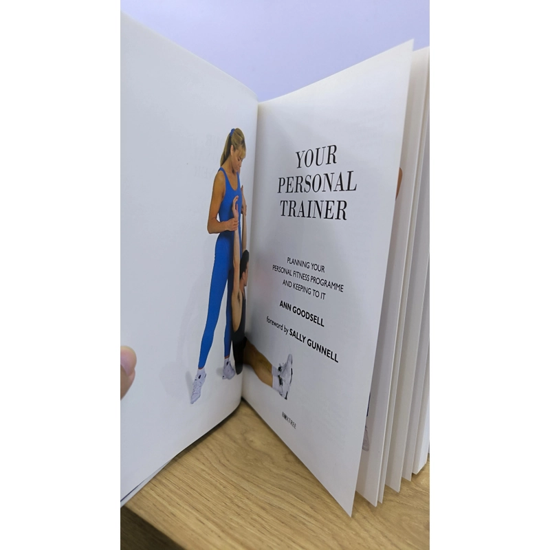 YOUR PERSONAL TRAINER (Hardcover) - ANN GOODSELL (Foreword by Sally Gunnel) 465749