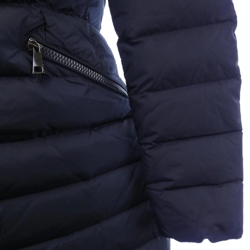 Áo khoác lông vũ MONCLER 643921