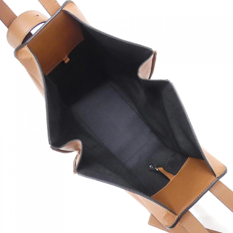 Túi đeo vai Loewe Hammock Small 387 30 S35 610556
