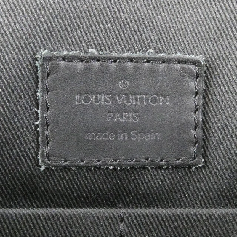 Túi xách vai Louis Vuitton Damier Infini District MM N41038 611151