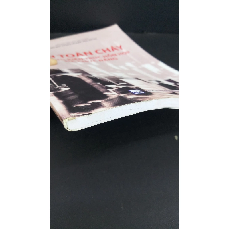 An toàn cháy trong kiến trúc hỗn hợp đa chức năng mới 80% ố bẩn 2017 HCM0412 GIÁO TRÌNH, CHUYÊN MÔN 918118