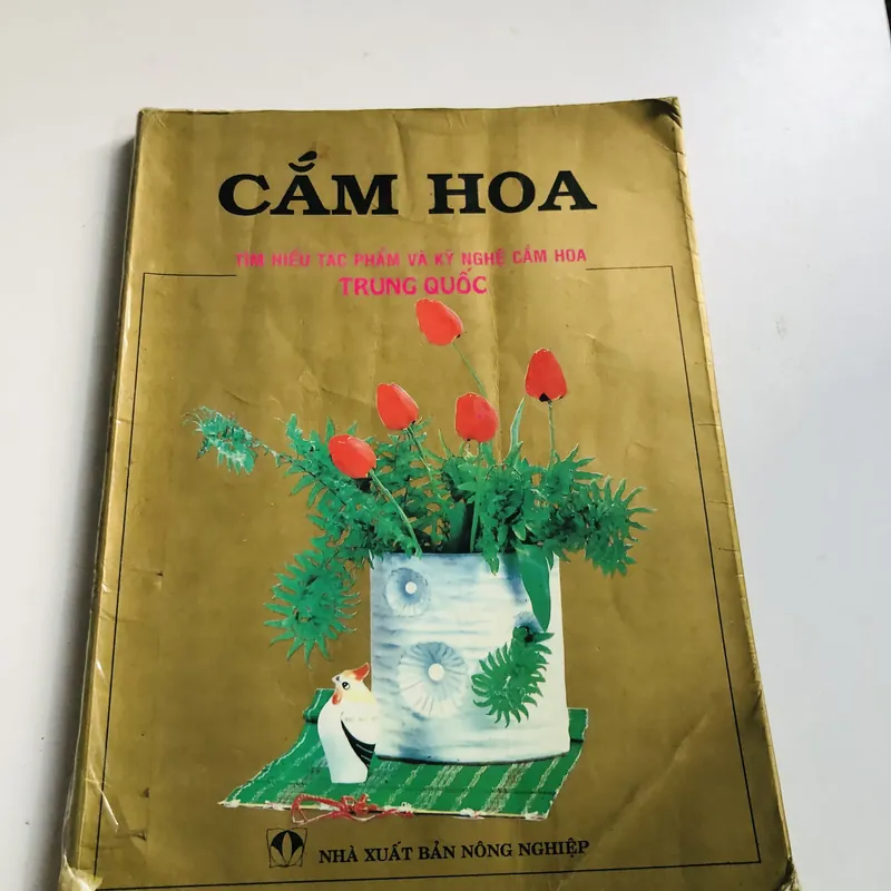 CẮM HOA- tìm hiểu tác phẩm và kỹ nghệ cắm hoa Trung Quốc  572788