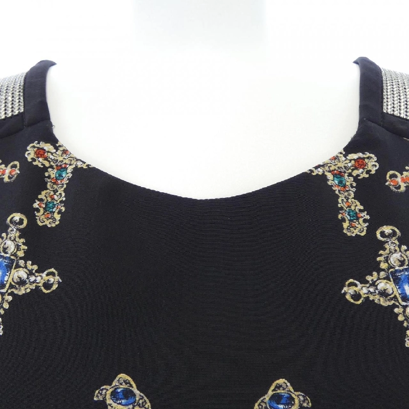 Váy đầm VERSACE - Hàng hiệu Authentic 814372