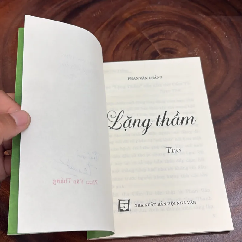 [Chữ Ký Tác Giả] - II Thơ: Lặng Thầm - Phan Văn Thắng - 2023 999252