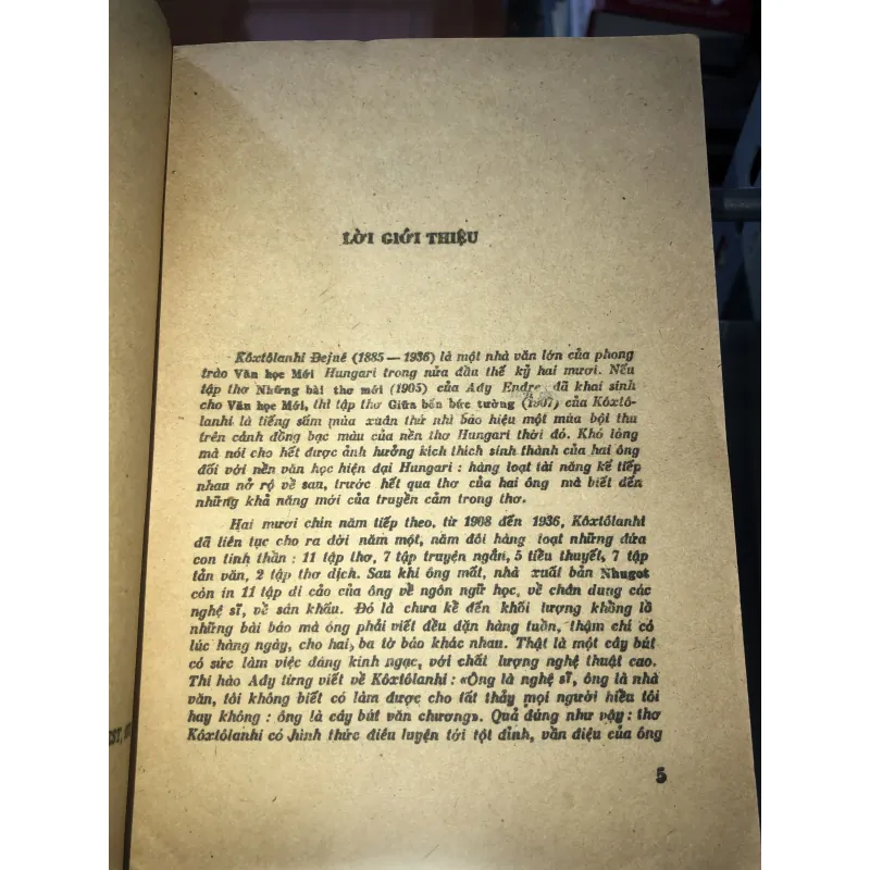 Nerô nhà thơ bạo chúa - Kôxtôlanhi Dejuê 799675