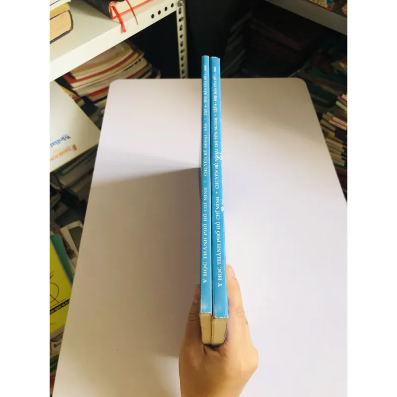 2 CUỐN CHUYÊN ĐỀ NGOẠI CHUYÊN NGHÀNH & SẢN 702029