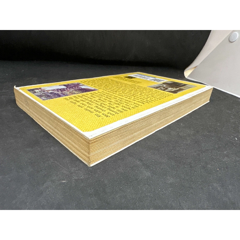 [Phiên Chợ Sách Cũ] Nguyễn Khắc Viện Yêu Và Mơ - Nguyễn Khắc Phê, 2015 S2511 SBM - VĂN HỌC - SBM2911-101 712985