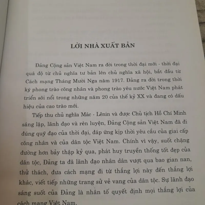 Giáo trình Lịch sử Đảng Cộng Sản Việt Nam. Hội đồng Trung ương Chỉ đạo Biên soạn 700530
