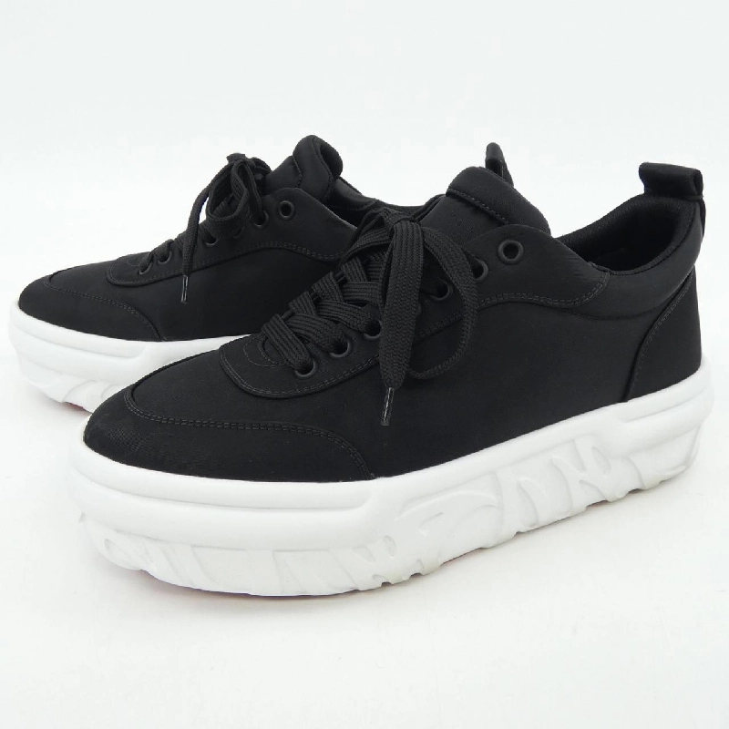 Giày sneaker CHRISTIAN LOUBOUTIN - Hàng hiệu Authentic 907088