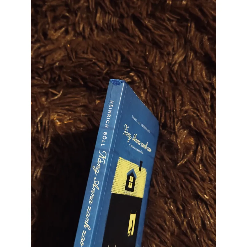 Nàng Anna Xanh Xao 993357