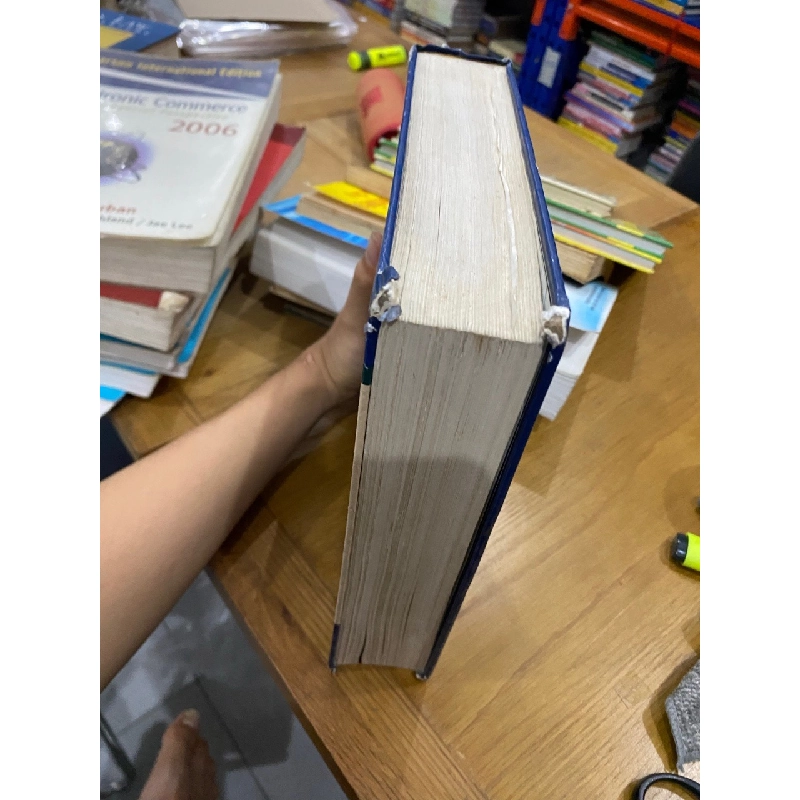 Business Law and the Regulatory Environment ( Concepts and Cases ) - Jane P. Mallor and coworkers 550720