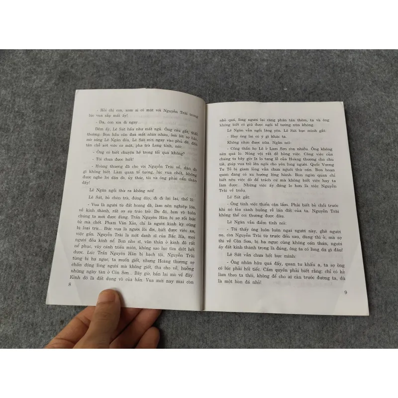 NGANG TRÁI PHỦ TÂY HỒ 701065