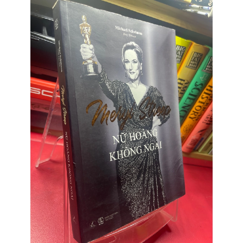 Nữ hoàng không ngai mới 80% cong ẩm bẩn viền nhẹ Meryl Streep HPB1605 SÁCH VĂN HỌC 351995