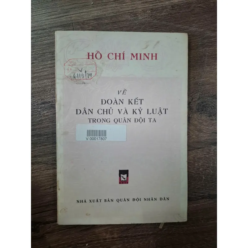 Về Đoàn kết Dân chủ và Kỷ luật trong Quân đội ta - Hồ Chí Minh 718373