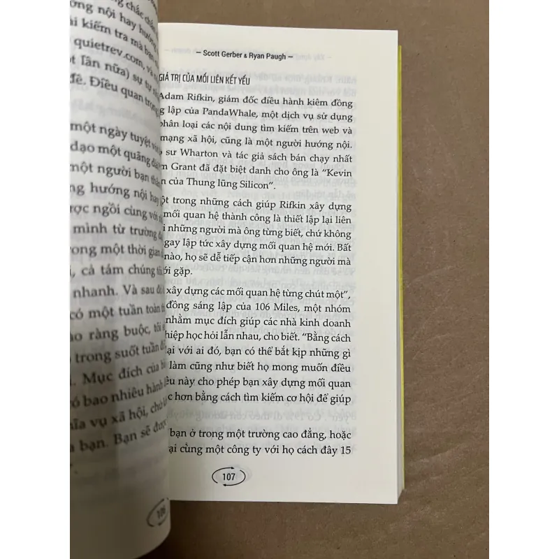 Super Connector - Xây dựng mối quan hệ bền vững trong kinh doanh 1025415