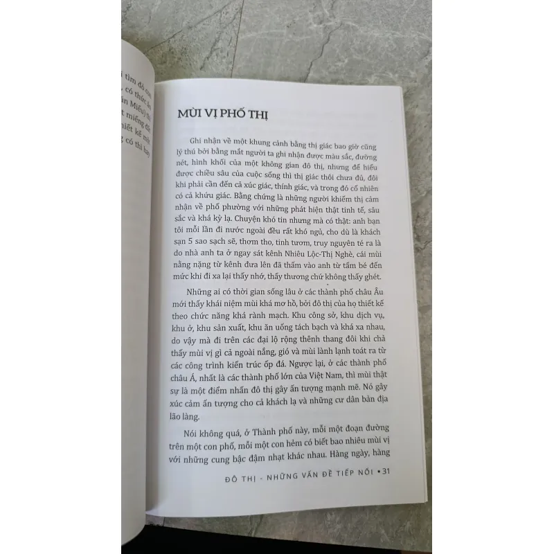 ĐÔ THỊ NHỮNG VẤN ĐỀ TIẾP NỐI - NGUYỄN MINH HOÀ 789759